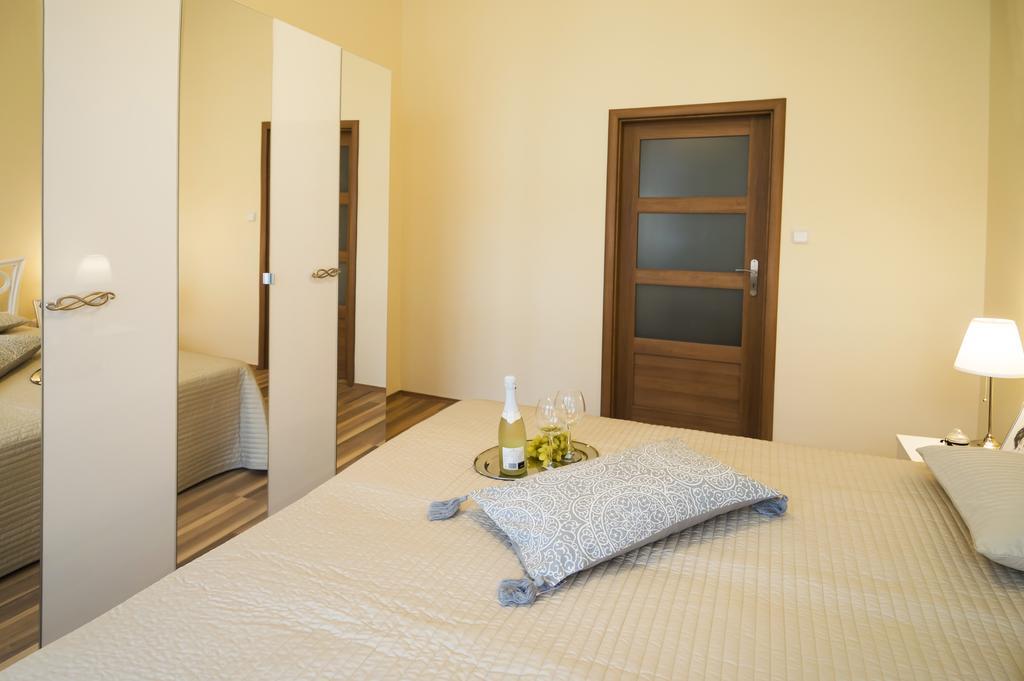 Apartment Za Poricskou Branou Praga Exterior foto